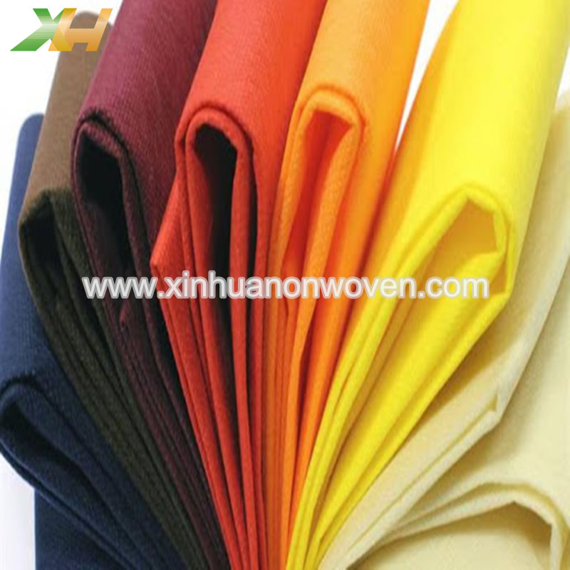 Fábrica de Toalhas de Mesa Não Tecidas XINHUA TEXTILE